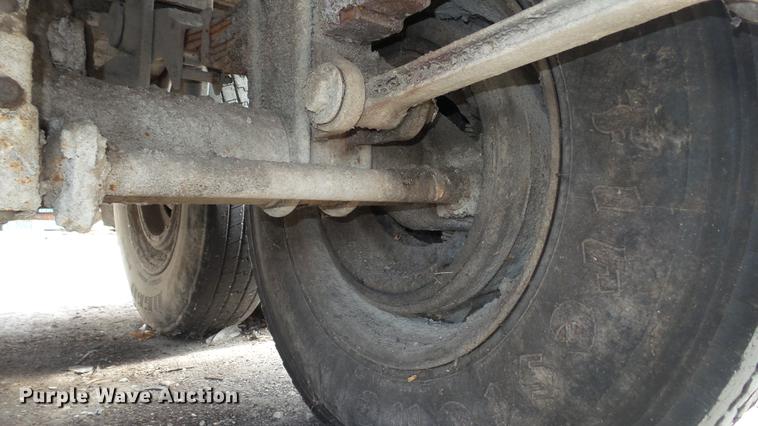 image for item DE4877 2004 Steco SEC3896 refuse transfer trailer