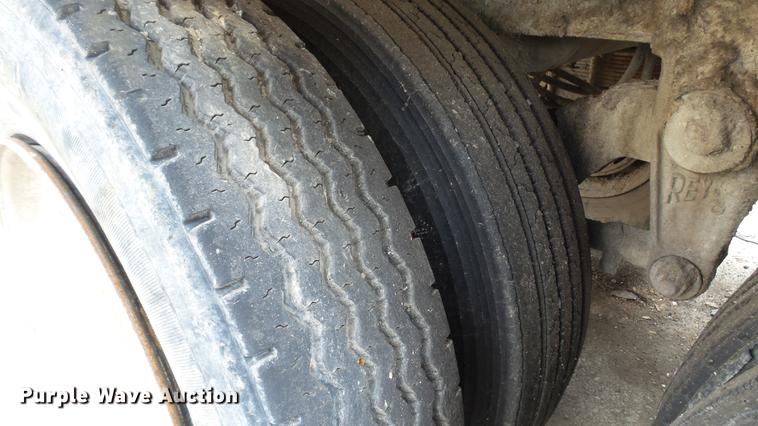 image for item DE4877 2004 Steco SEC3896 refuse transfer trailer