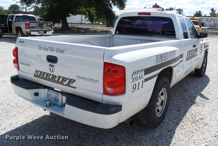 image for item DE5215 2010 Dodge Dakota Ext. Cab pickup truck
