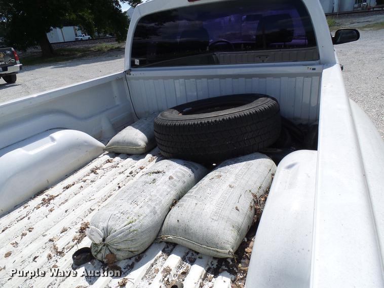 image for item DE5215 2010 Dodge Dakota Ext. Cab pickup truck