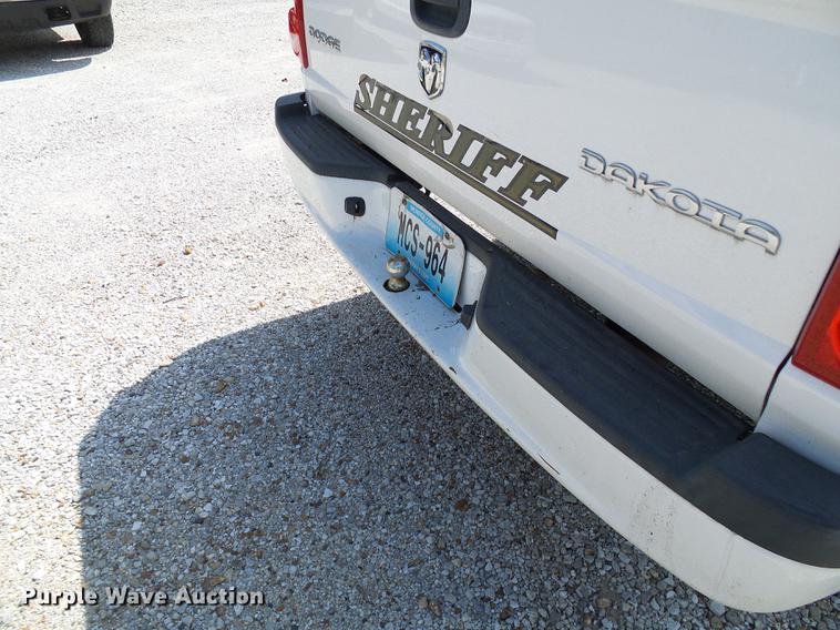 image for item DE5215 2010 Dodge Dakota Ext. Cab pickup truck