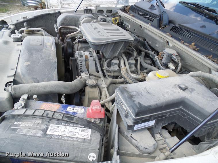 image for item DE5215 2010 Dodge Dakota Ext. Cab pickup truck