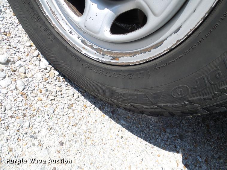 image for item DE5216 2010 Dodge Dakota Ext. Cab pickup truck