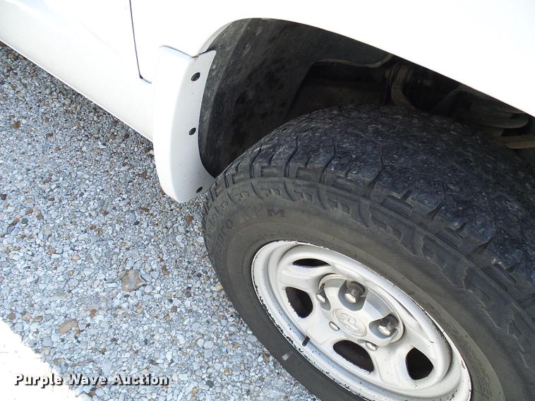 image for item DE5216 2010 Dodge Dakota Ext. Cab pickup truck