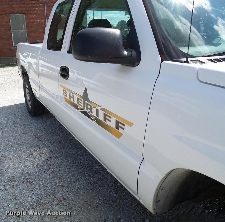 image for item DE5217 2006 Chevrolet Silverado 1500 Ext. Cab pickup truck