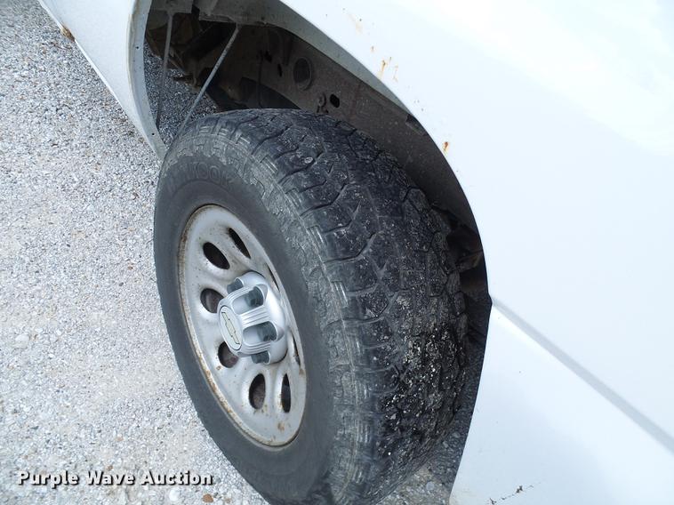 image for item DE5217 2006 Chevrolet Silverado 1500 Ext. Cab pickup truck