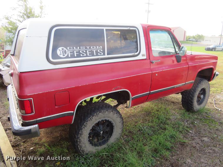 image for item DE6392 1990 Chevrolet K5 Blazer SUV