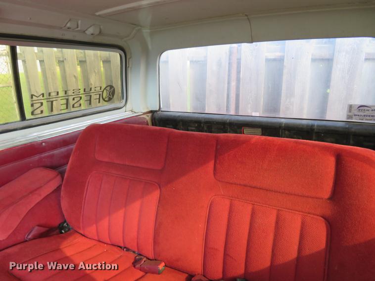 image for item DE6392 1990 Chevrolet K5 Blazer SUV