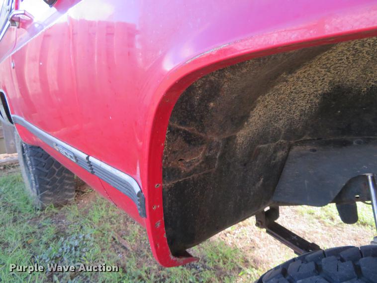 image for item DE6392 1990 Chevrolet K5 Blazer SUV