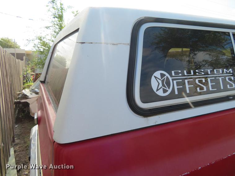 image for item DE6392 1990 Chevrolet K5 Blazer SUV