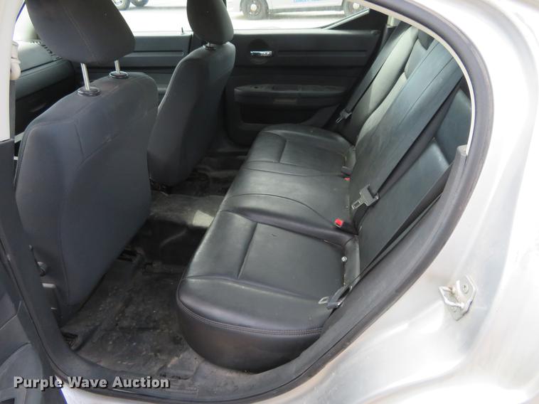 image for item DE6393 2010 Dodge Charger