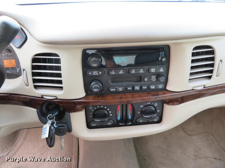 image for item DE6394 2005 Chevrolet Impala LS