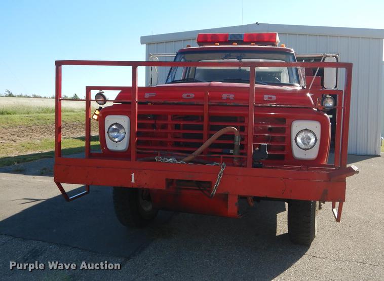 image for item DF1755 1979 Ford F600 fire truck