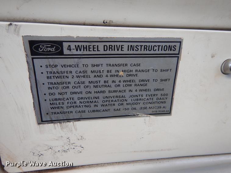 image for item DF1755 1979 Ford F600 fire truck