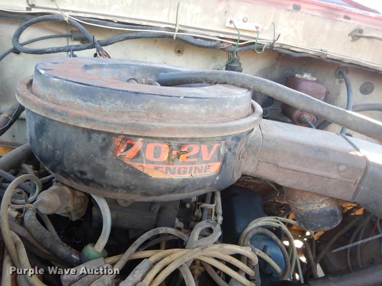 image for item DF1755 1979 Ford F600 fire truck