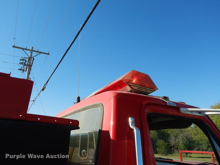 image for item DF1755 1979 Ford F600 fire truck