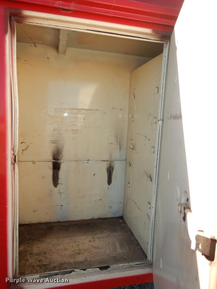 image for item DF1755 1979 Ford F600 fire truck