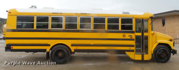 image for item DF4330 2006 Freightliner FS65 school bus