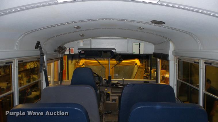 image for item DF4330 2006 Freightliner FS65 school bus