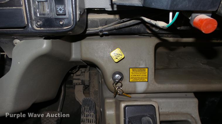 image for item DF4330 2006 Freightliner FS65 school bus