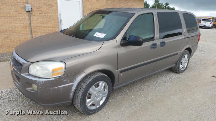 image for item DF4334 2006 Chevrolet Uplander van