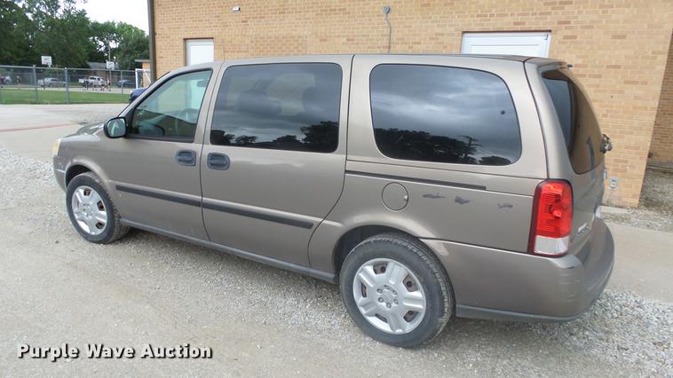image for item DF4334 2006 Chevrolet Uplander van