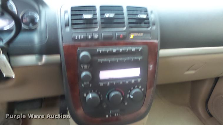 image for item DF4334 2006 Chevrolet Uplander van