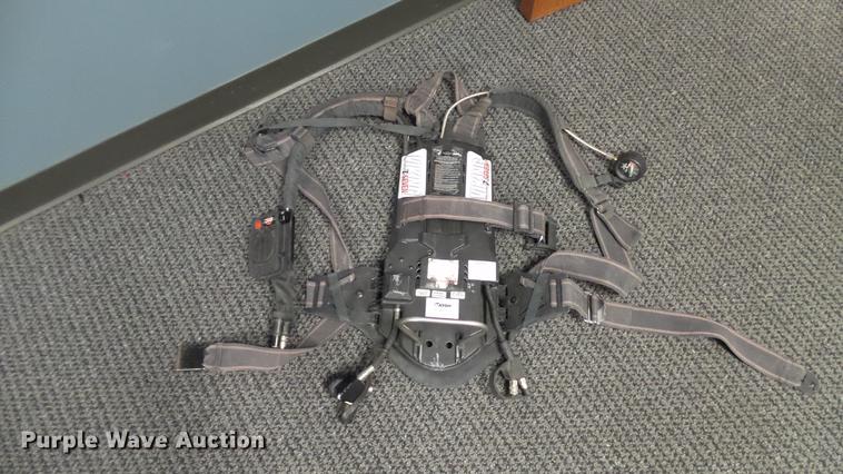 image for item DM9889 ISI SCBA air packs