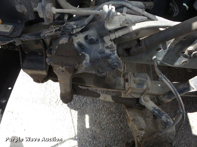 image for item EI9917 2000 International 3800 school bus