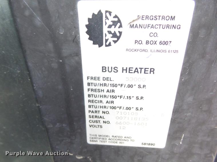 image for item EI9918 2000 International 3800 school bus