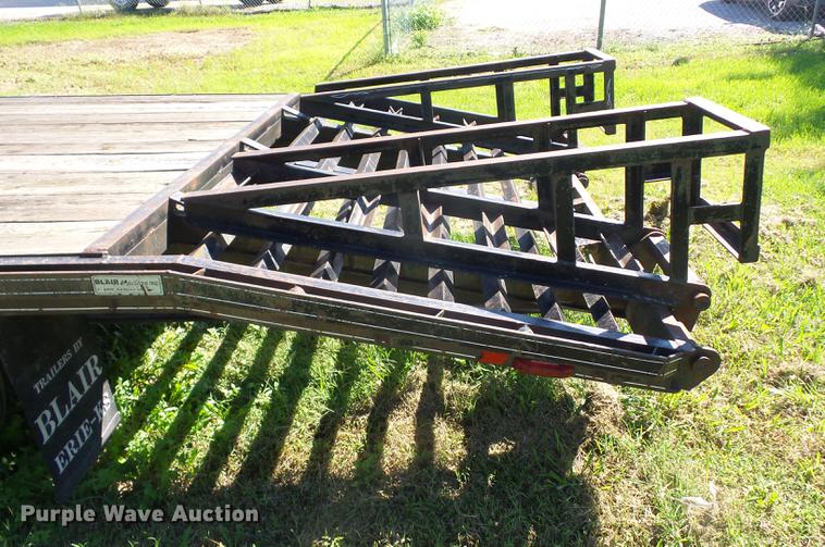 image for item EI9919 1993 Blair equipment trailer