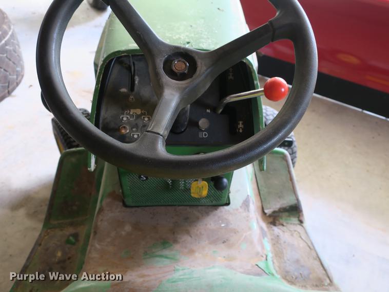 image for item EO9351 John Deere 316 lawn mower