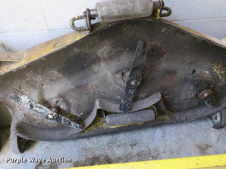 image for item EO9351 John Deere 316 lawn mower