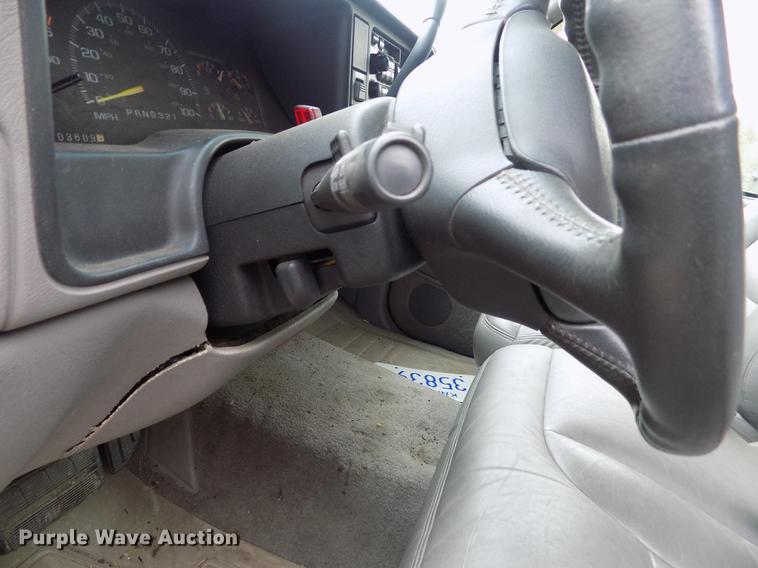 image for item ER9052 1996 Chevrolet Silverado 1500 Ext. Cab pickup truck