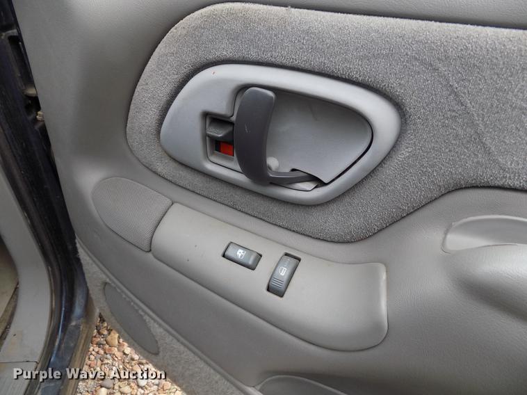 image for item ER9052 1996 Chevrolet Silverado 1500 Ext. Cab pickup truck