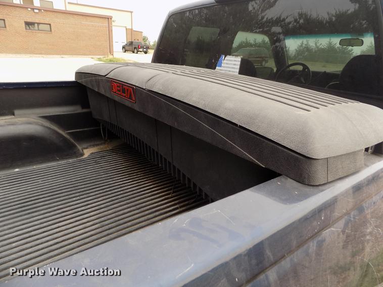 image for item ER9052 1996 Chevrolet Silverado 1500 Ext. Cab pickup truck