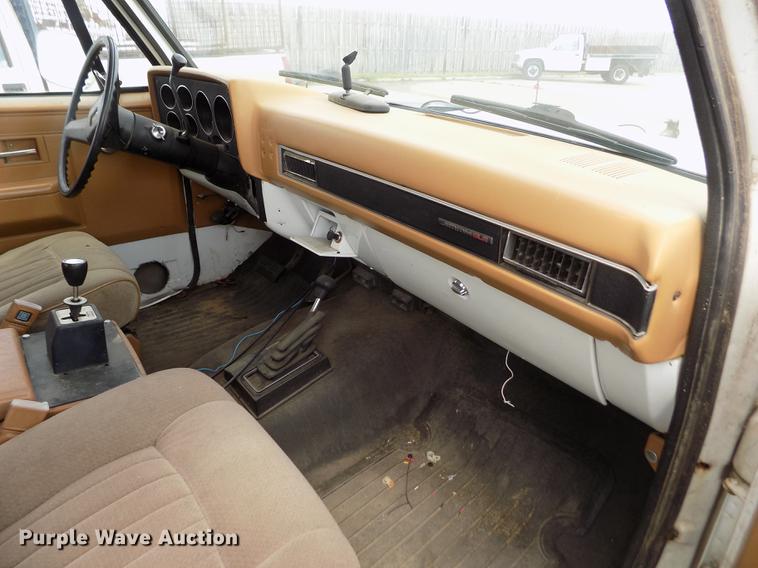 image for item ER9089 1989 GMC Jimmy SUV