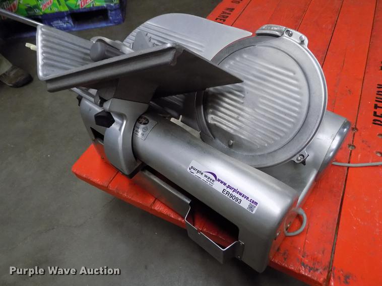 Hobart 1612 meat slicer in Ellsworth , KS Item ER9093 sold Purple Wave