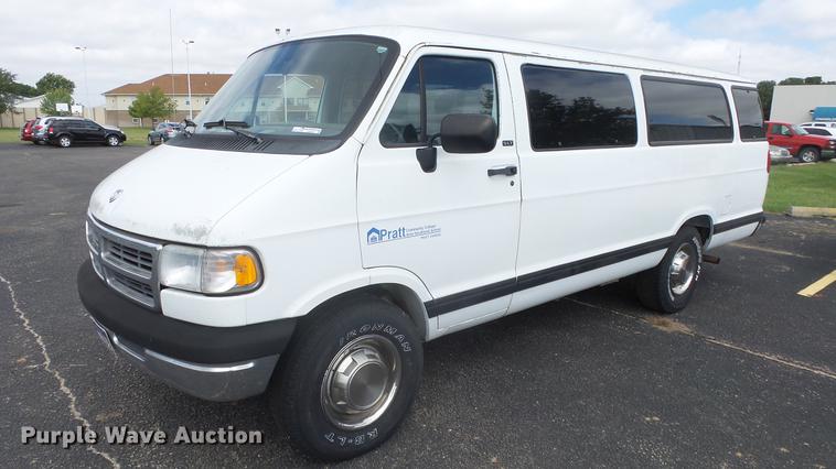 1997 dodge ram wagon b3500