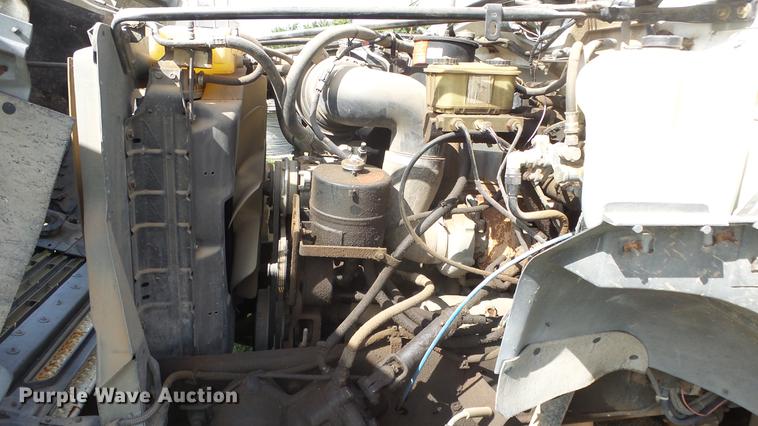 image for item ES9440 1991 Ford F800 digger derrick truck