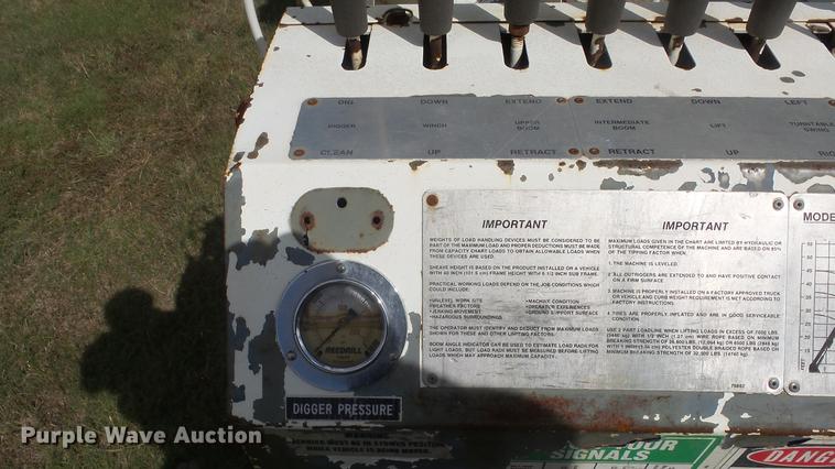 image for item ES9440 1991 Ford F800 digger derrick truck