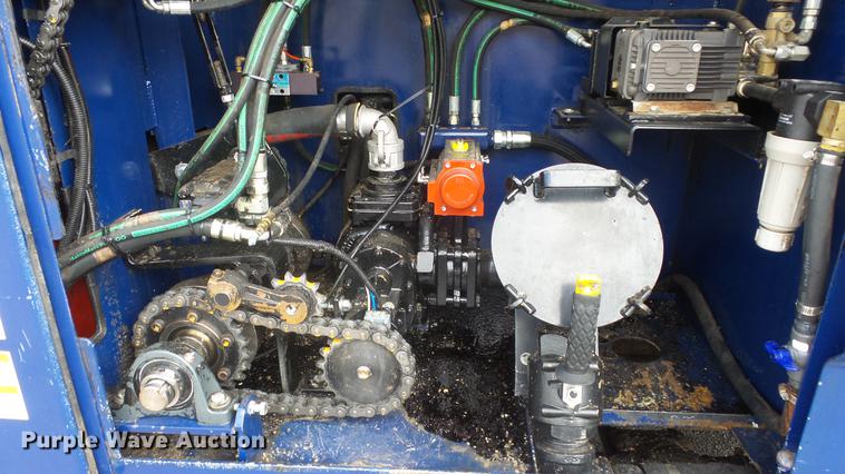 image for item ES9441 1998 GMC C8500 slurry truck