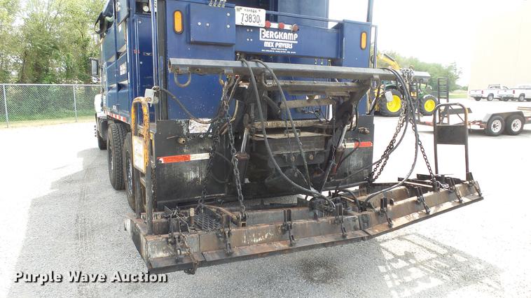 image for item ES9441 1998 GMC C8500 slurry truck