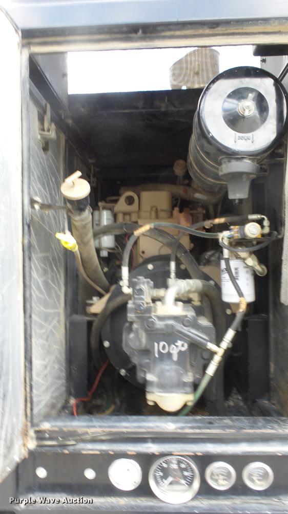 image for item ES9441 1998 GMC C8500 slurry truck