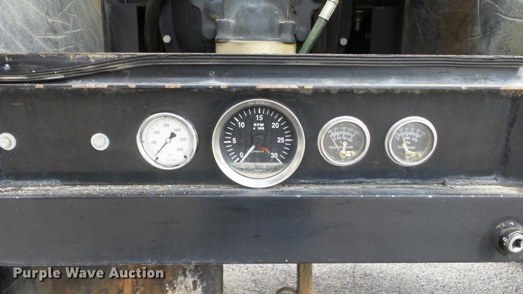 image for item ES9441 1998 GMC C8500 slurry truck