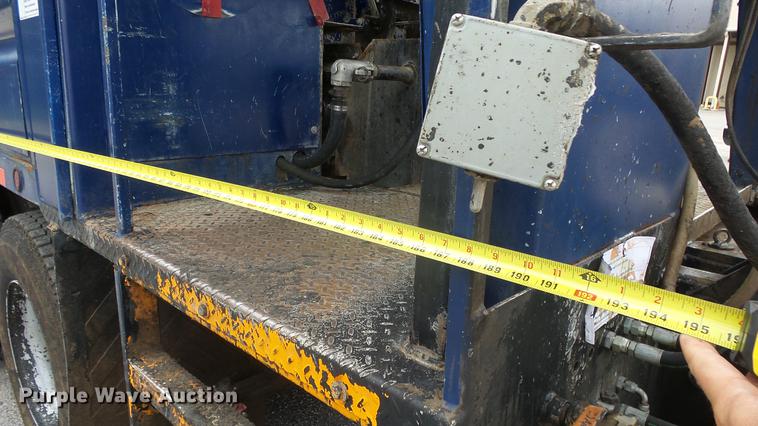 image for item ES9441 1998 GMC C8500 slurry truck