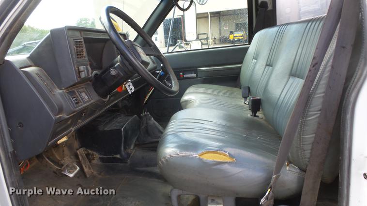 image for item ES9441 1998 GMC C8500 slurry truck