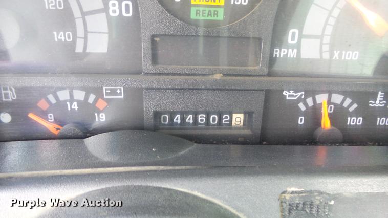 image for item ES9441 1998 GMC C8500 slurry truck