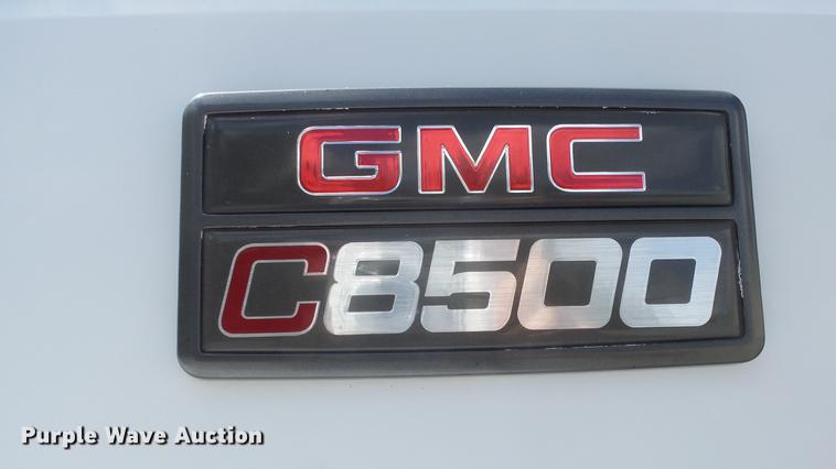 image for item ES9441 1998 GMC C8500 slurry truck