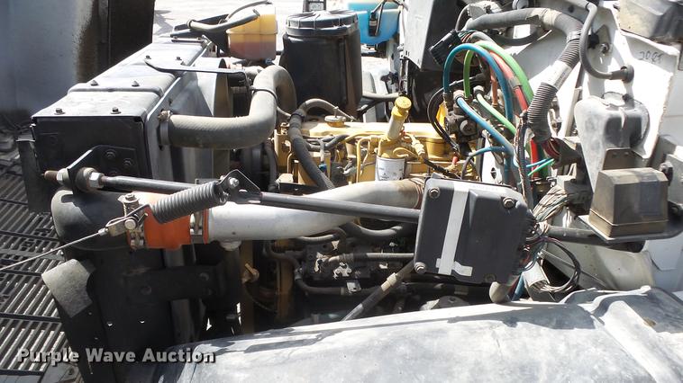 image for item ES9441 1998 GMC C8500 slurry truck